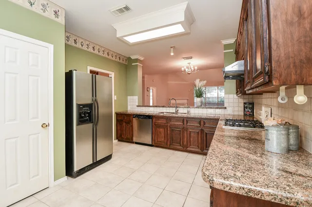 $2,550 | 4202 Creek Hollow Lane, Missouri City, TX 77459