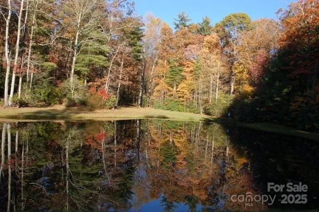 $1,450,000 | 940 Winding Creek Road, Sapphire, NC 28774