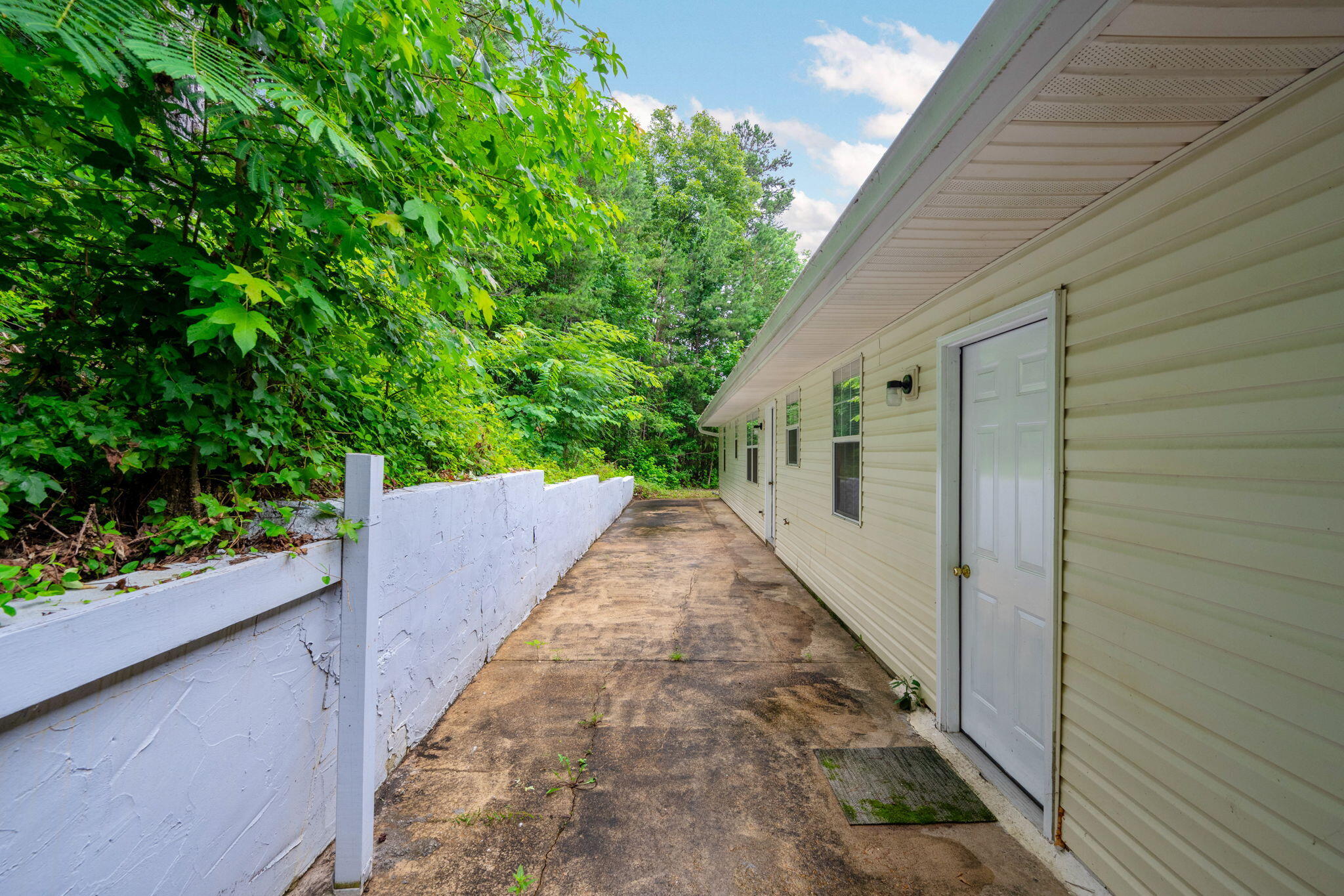 2250 Morris Hill Road Chattanooga, TN 37421 - Photo 29 of 30 30-web-or-mls-DSC_7197