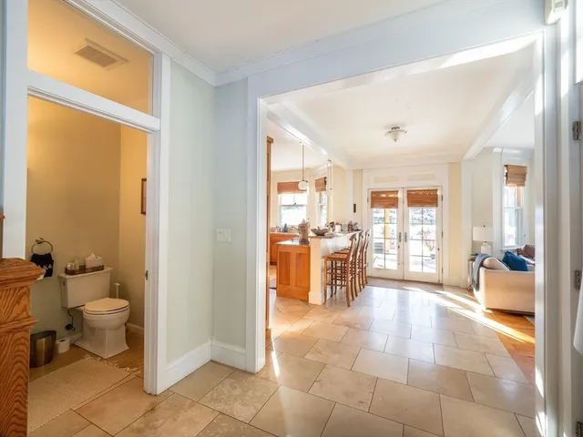 $6,800 | 11 Green Street, Milton, MA 02186