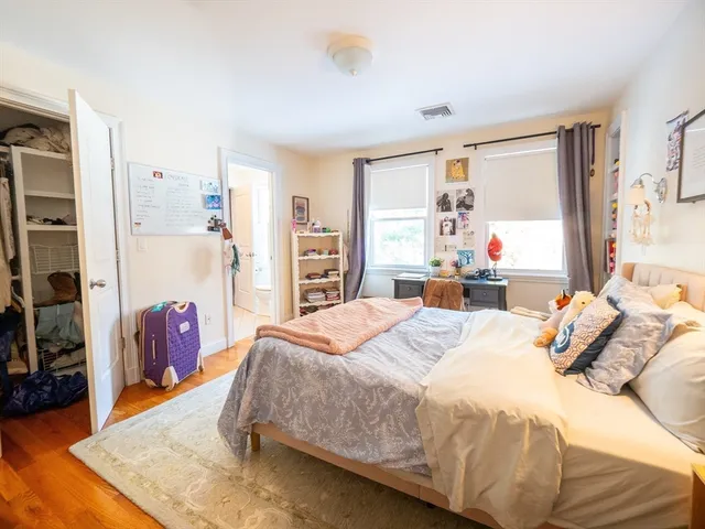 $6,800 | 11 Green Street, Milton, MA 02186