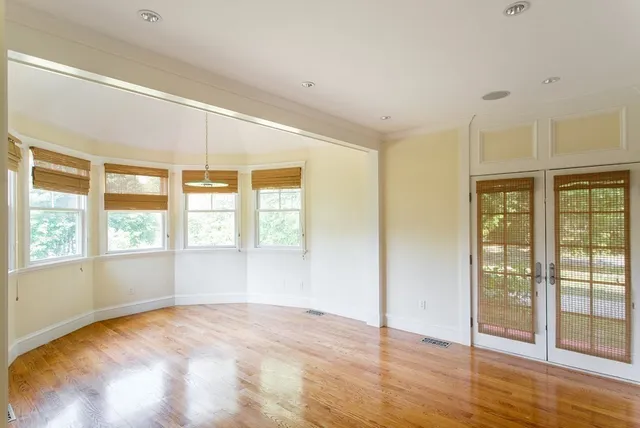 $6,800 | 11 Green Street, Milton, MA 02186