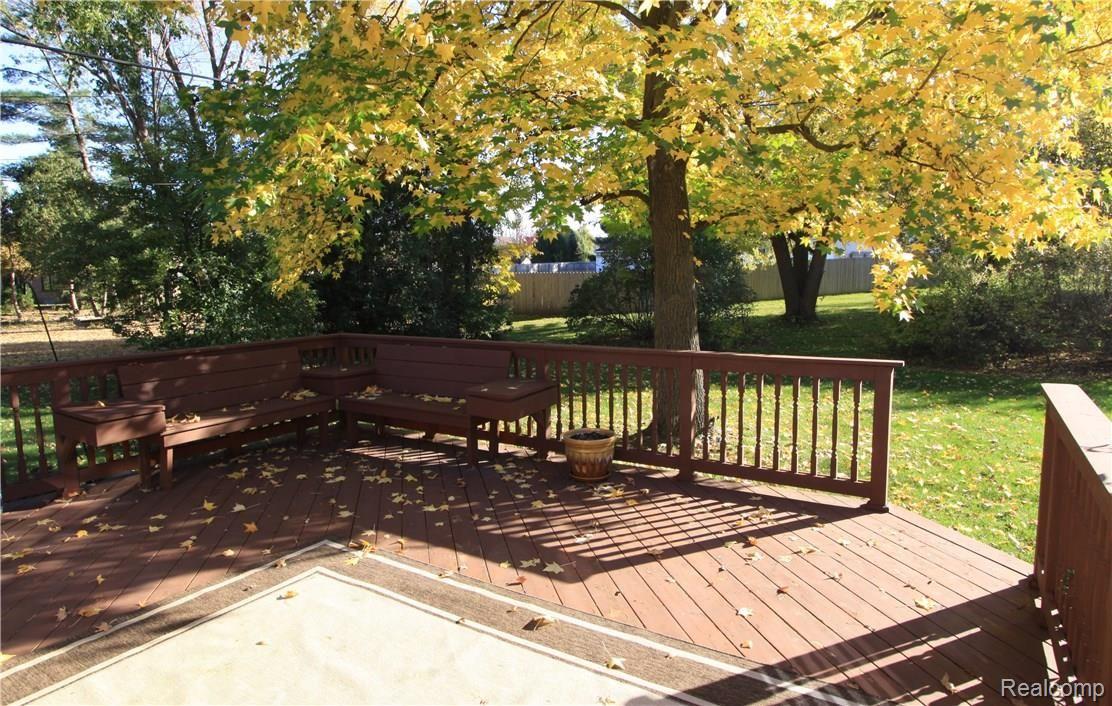 4186 McCandlish Road Grand Blanc, MI 48439 - Photo 35 of 36 IMG_4220.JPG