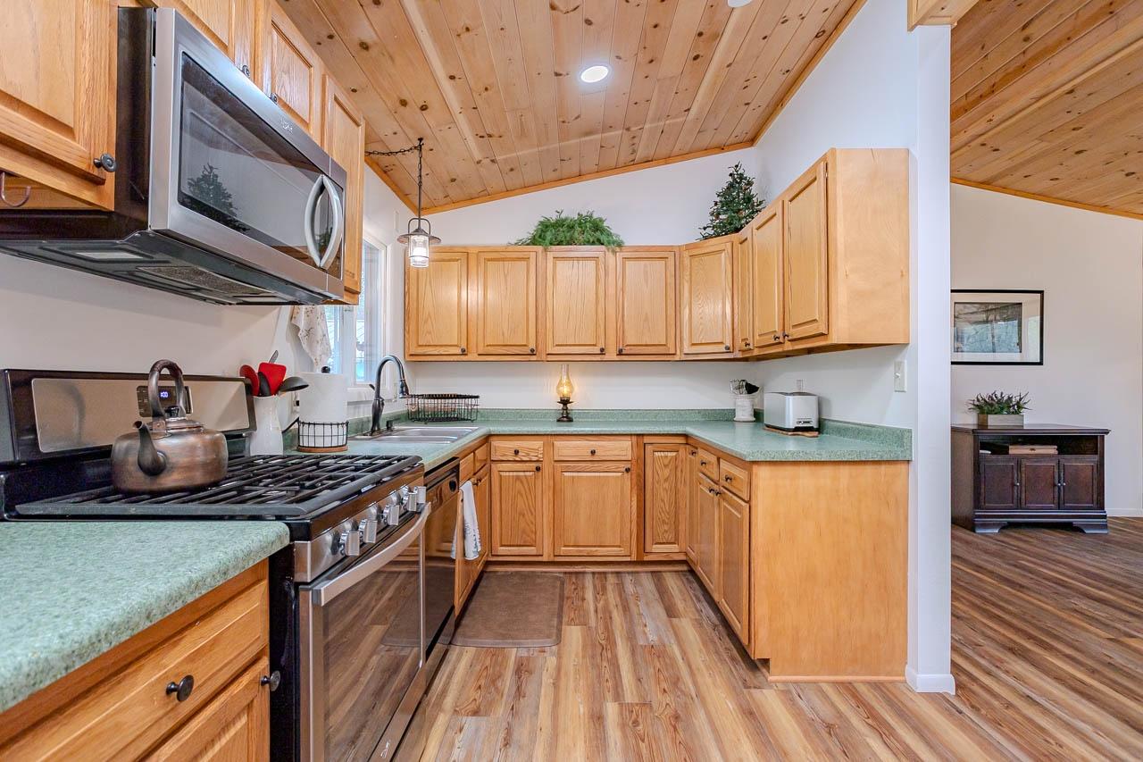 9014 North Star Road Presque Isle, WI 54557 - Photo 16 of 61 Gallery Image 16