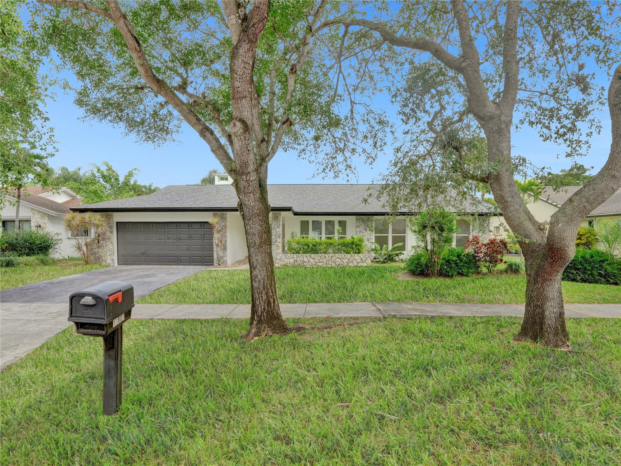 11801 South Island Road Cooper City, FL 33026 - Photo 1 of 38 Photo 1