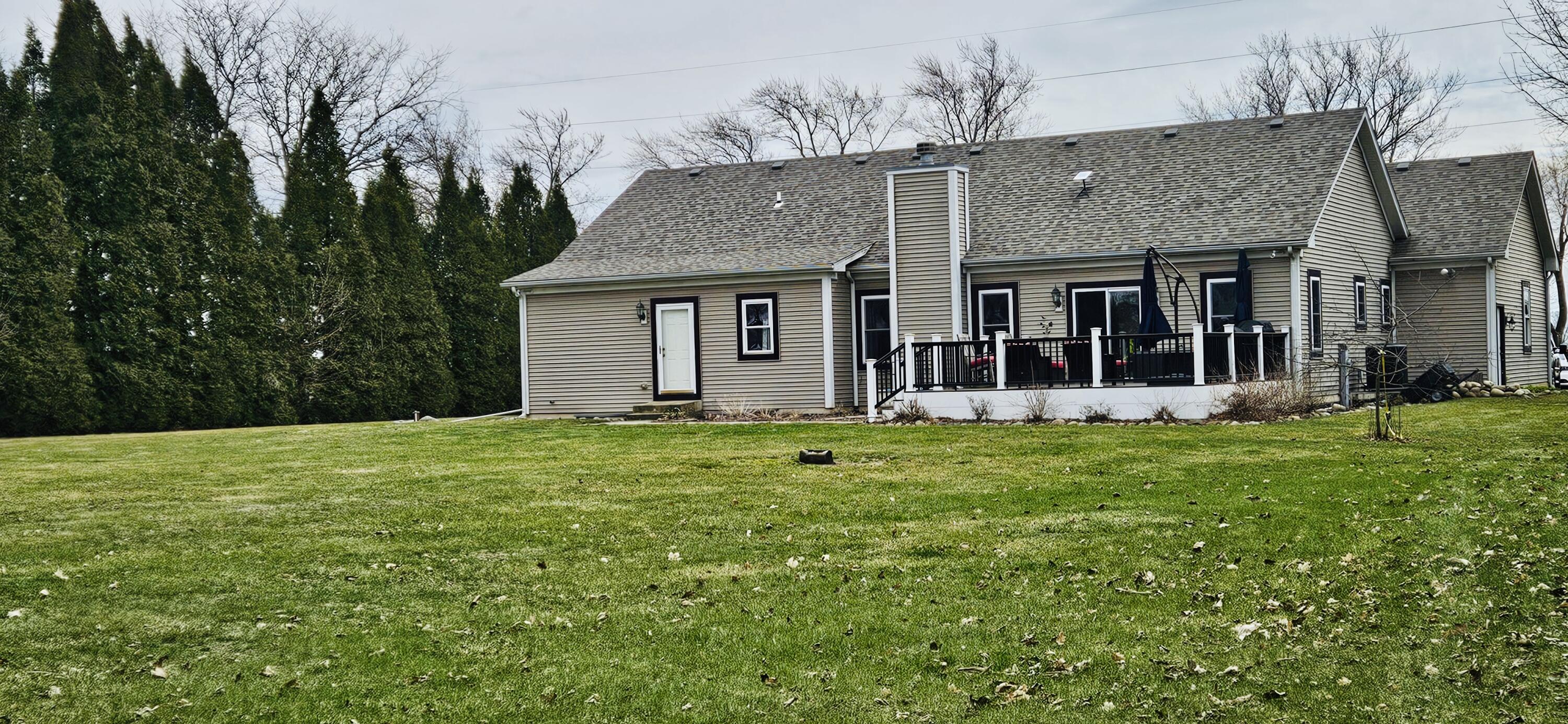 W6794 Brick Church Road Walworth, WI 53184 - Photo 29 of 32 Deck