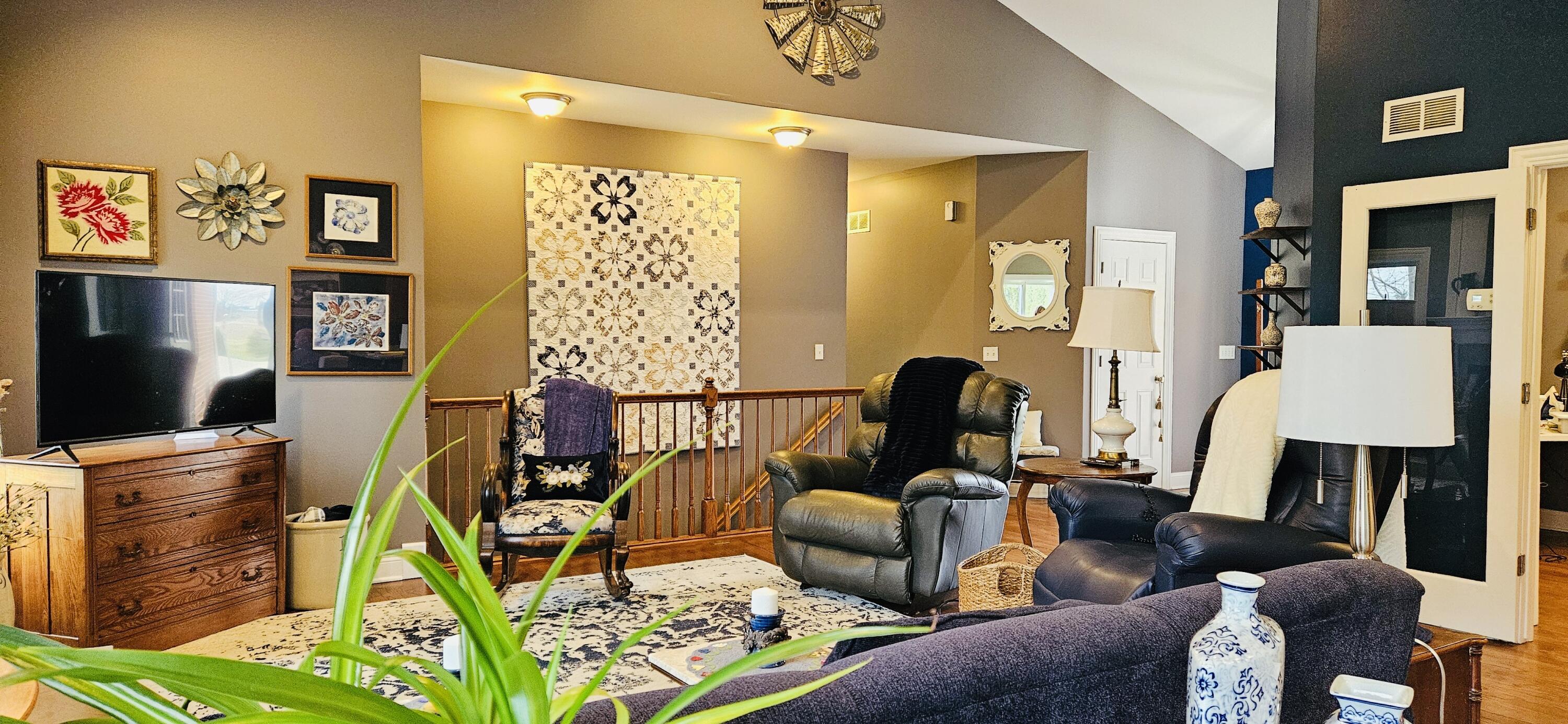 W6794 Brick Church Road Walworth, WI 53184 - Photo 5 of 32 Great Room