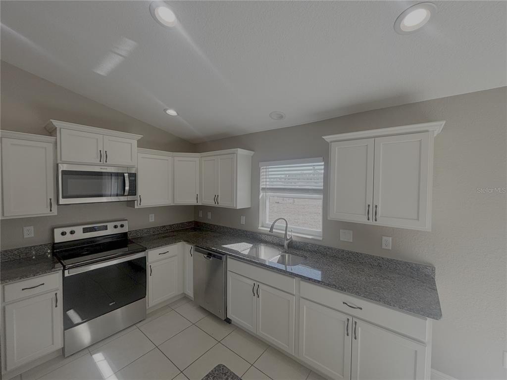 3892 Southwest 128th Lane Ocala, FL 34473 - Photo 4 of 20