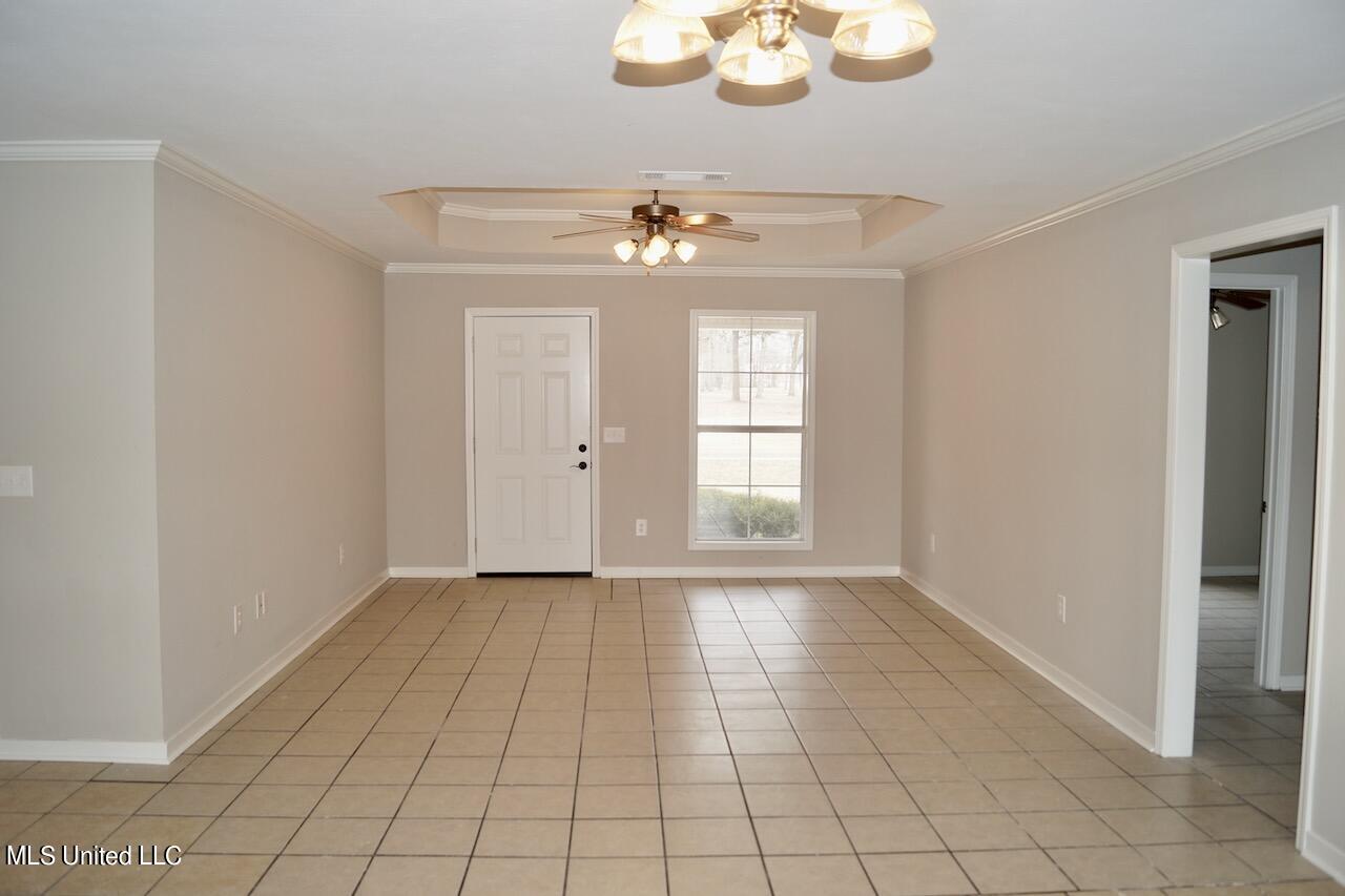 527 King Ranch Road Canton, MS 39046 - Photo 3 of 20 DSC05171
