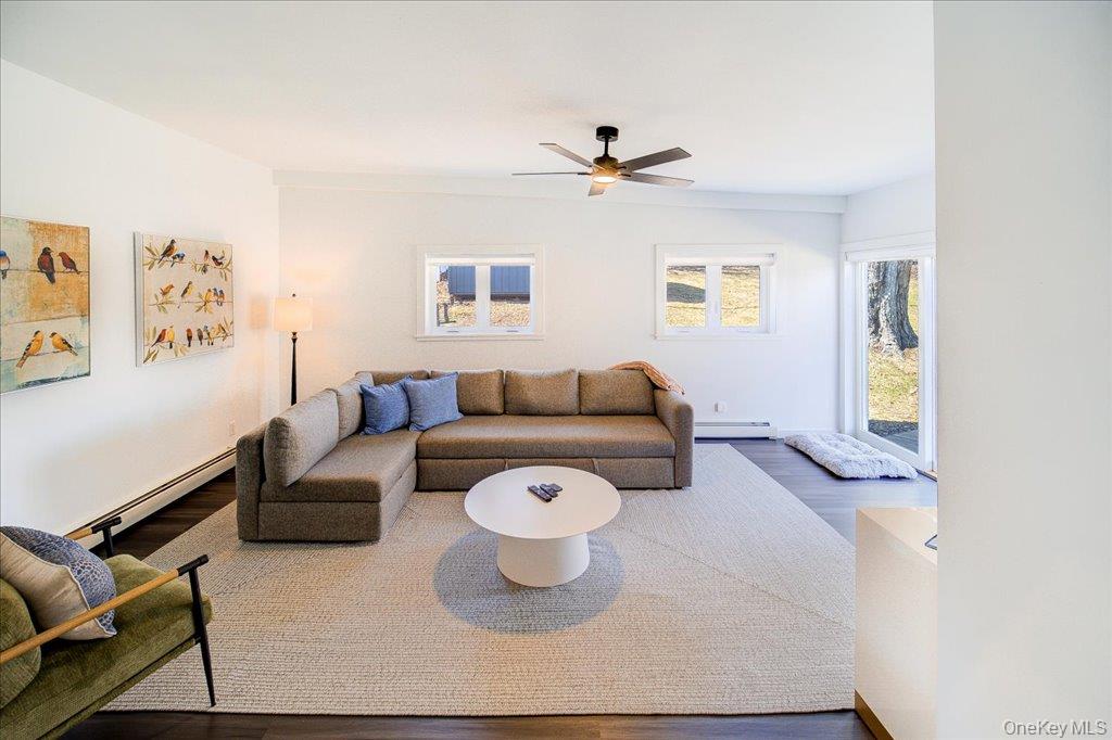 363 Hurd Road, Unit TR48 Bethel, NY 12783 - Photo 13 of 43 Den - First floor