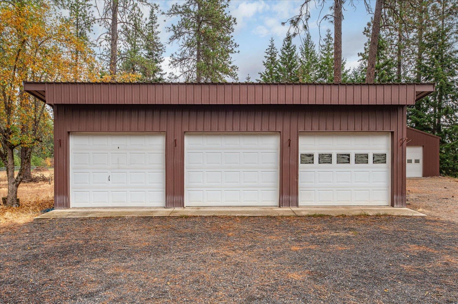 28302 North Piney Ridge Road Chattaroy, WA 99003 - Photo 3 of 38 Gallery Image 3