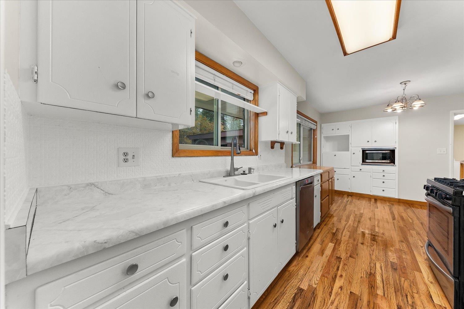 28302 North Piney Ridge Road Chattaroy, WA 99003 - Photo 4 of 38 Gallery Image 4