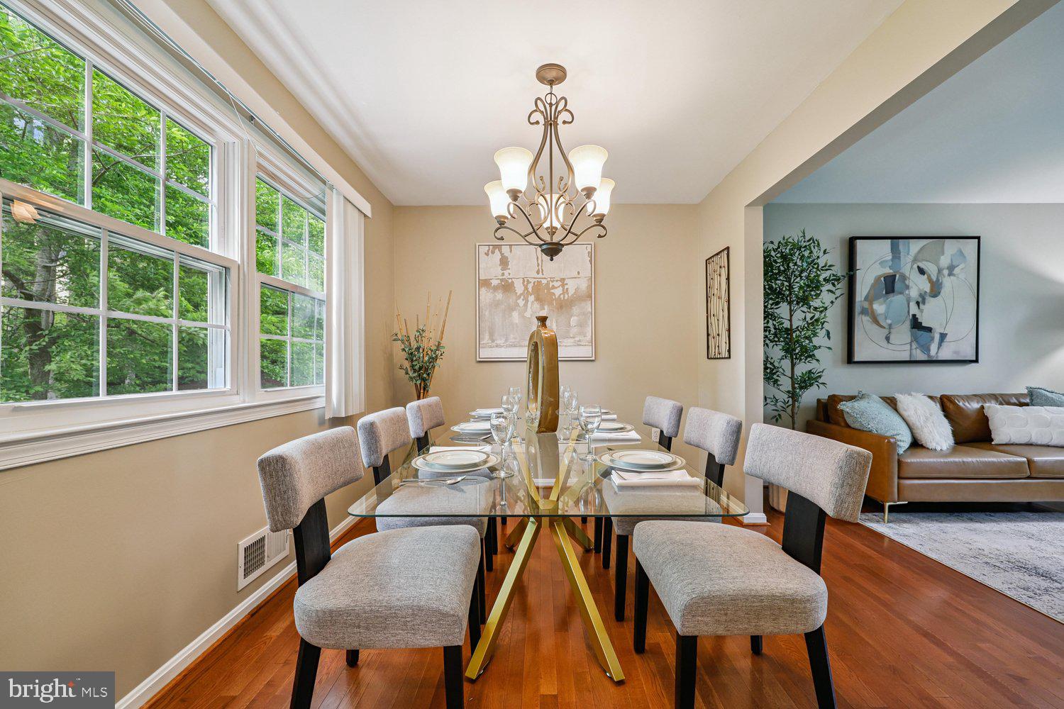 1604 Winding Waye Lane Silver Spring, MD 20902 - Photo 16 of 80 Dining Room