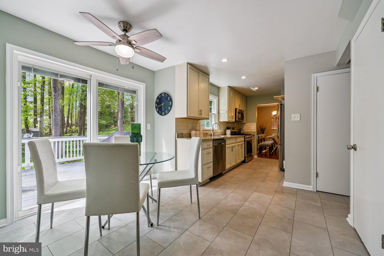 1604 Winding Waye Lane Silver Spring, MD 20902 - Photo 27 of 80 Breakfast Area