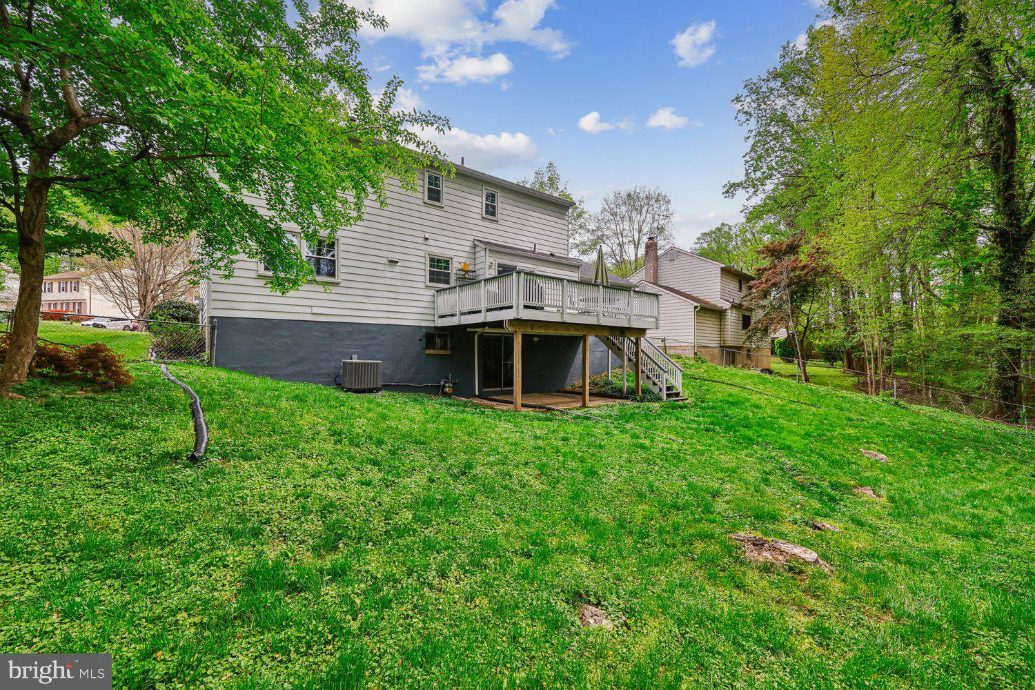 1604 Winding Waye Lane Silver Spring, MD 20902 - Photo 74 of 80 Back Elevation