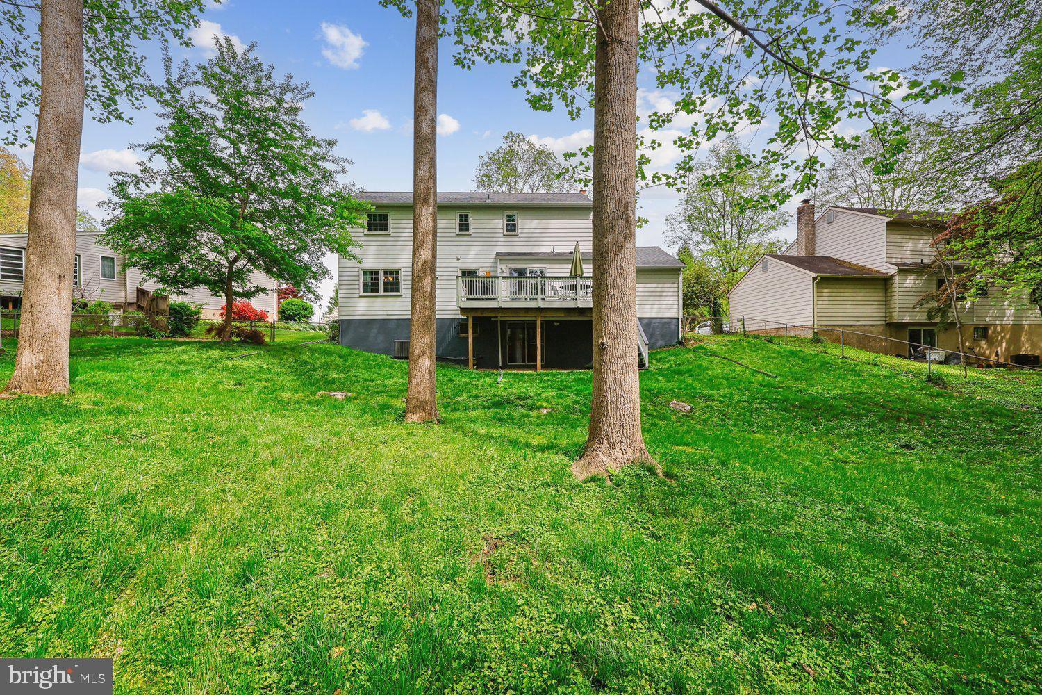 1604 Winding Waye Lane Silver Spring, MD 20902 - Photo 79 of 80 Back Elevation