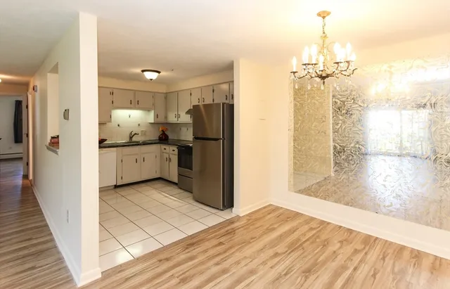 $329,900 | 20 Williamsburg Court, Unit 21, Shrewsbury, MA 01545