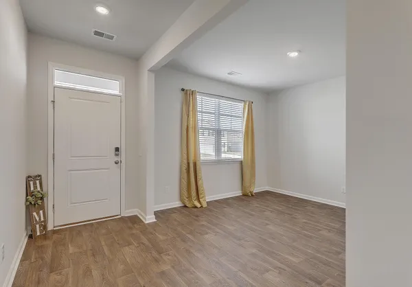 $2,450 | 104 Akeley Lane, Summerville, SC 29483