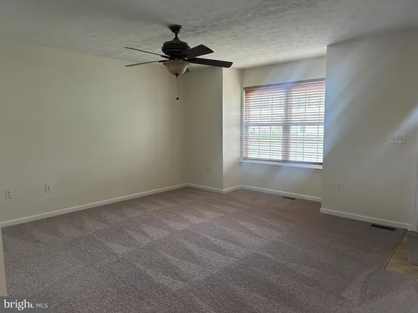 $1,800 | 114 Seabreeze Lane, Winchester, VA 22602