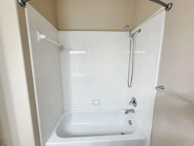 $2,125 | 1713 Lake Way Drive, Little Elm, TX 75068