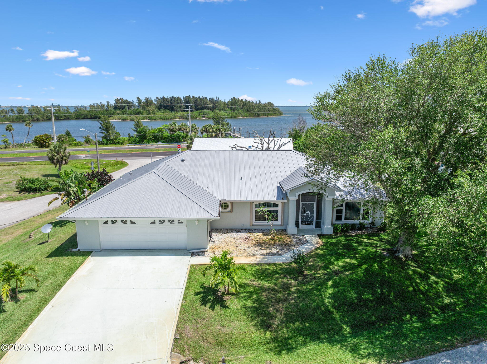 7109 Blue Shore Road Grant, FL 32949 - Photo 2 of 67 15-web-or-mls-DJI_18185