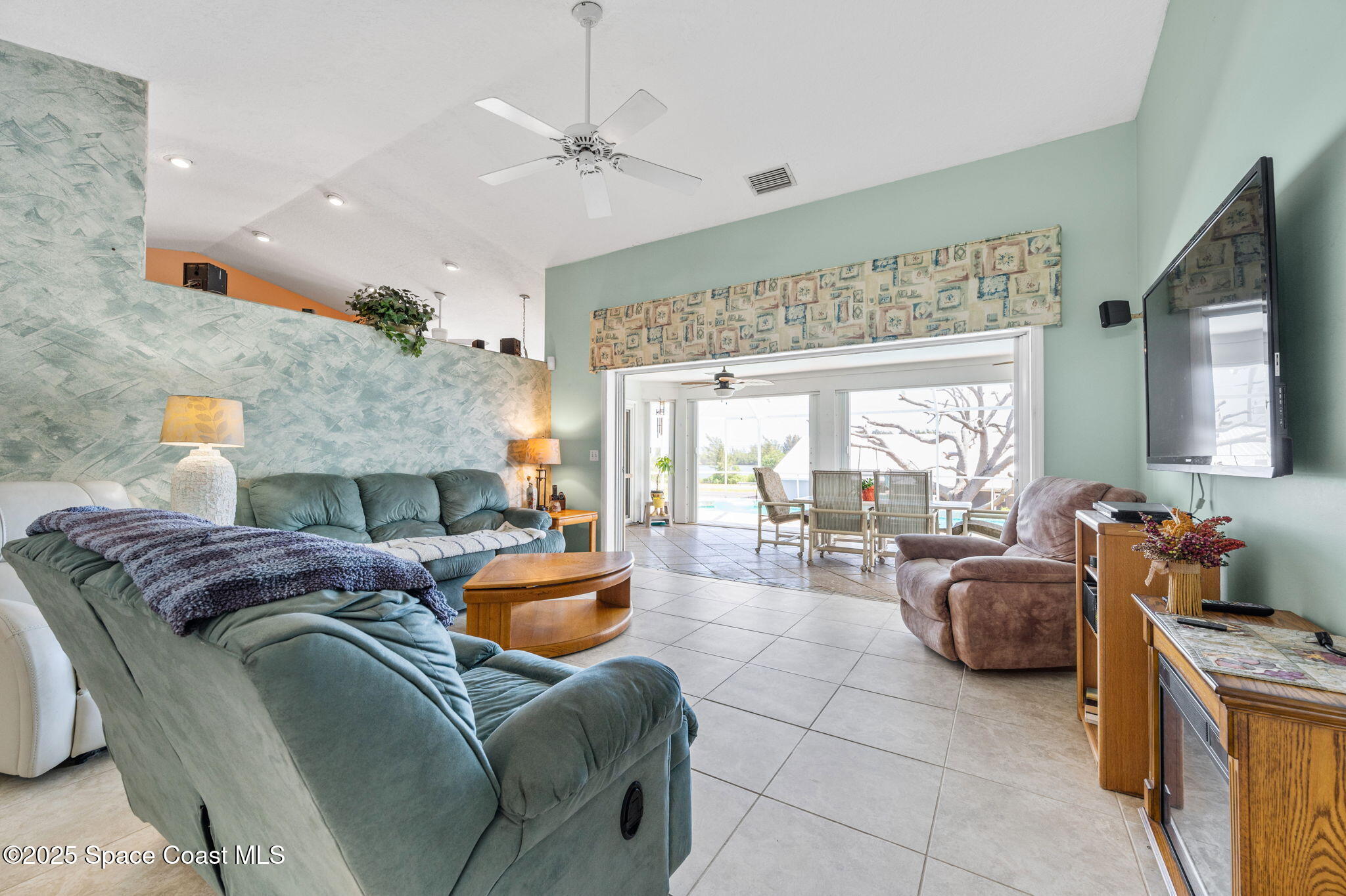 7109 Blue Shore Road Grant, FL 32949 - Photo 55 of 67 53-web-or-mls-DSC_6821