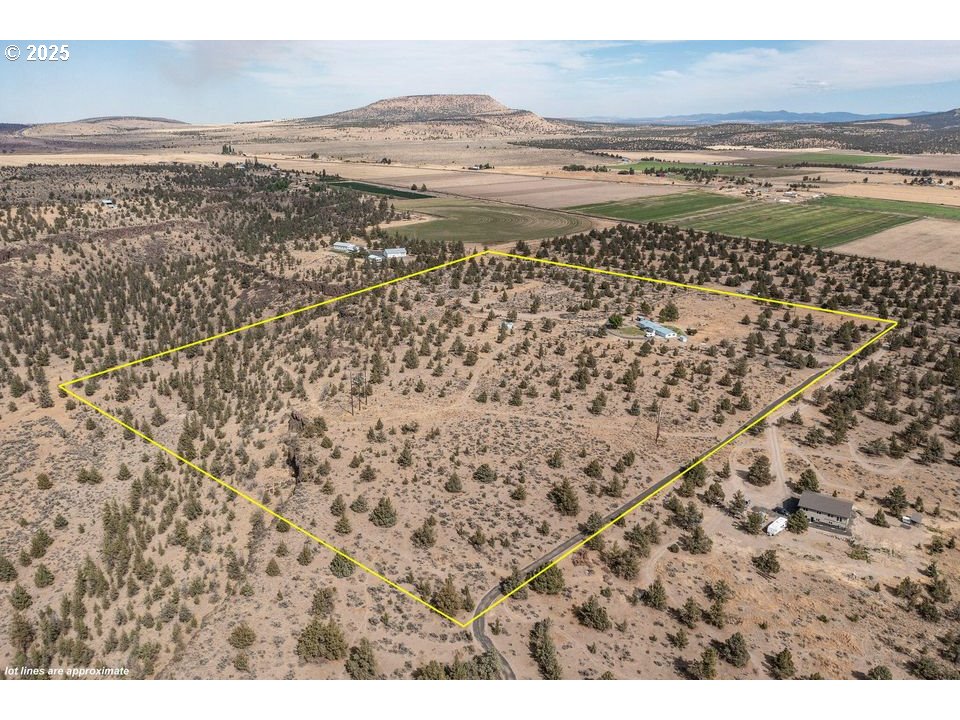 14730 Southwest Park Lane Culver, OR 97734 - Photo 12 of 30