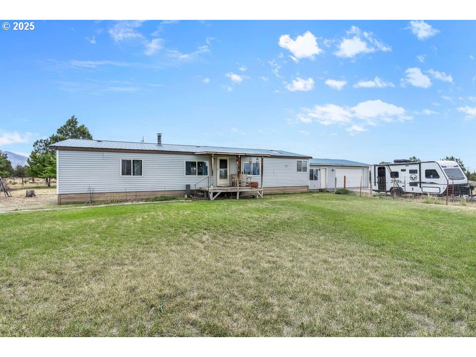 14730 Southwest Park Lane Culver, OR 97734 - Photo 15 of 30