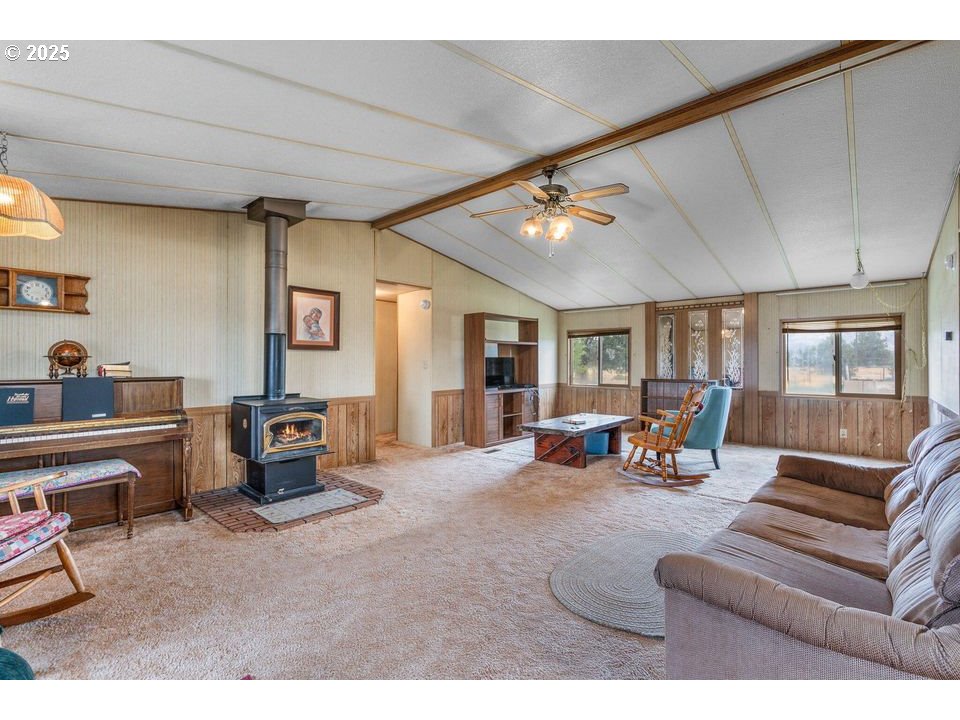 14730 Southwest Park Lane Culver, OR 97734 - Photo 27 of 30