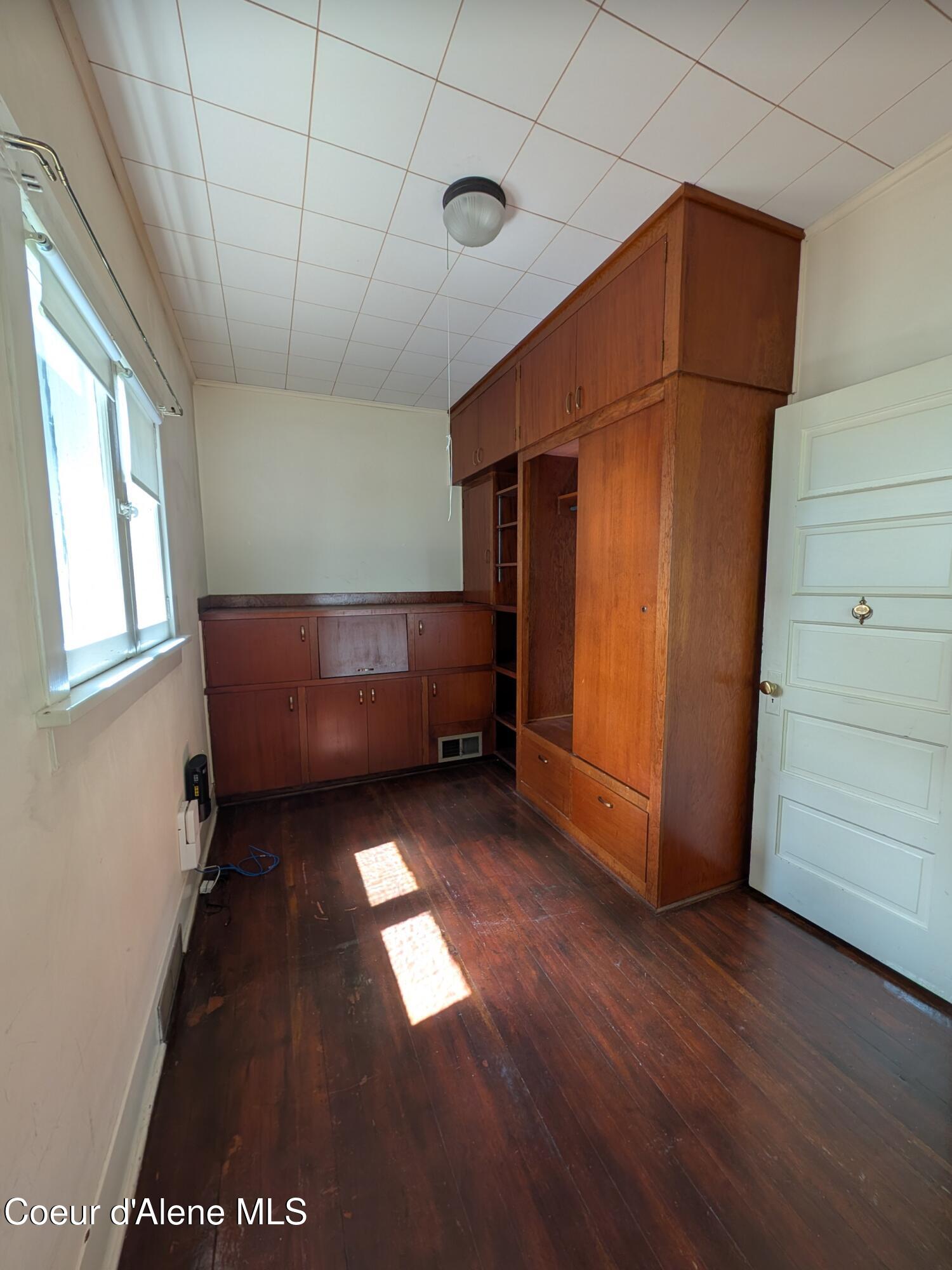132 King Street Wallace, ID 83873 - Photo 7 of 26 132 King Street