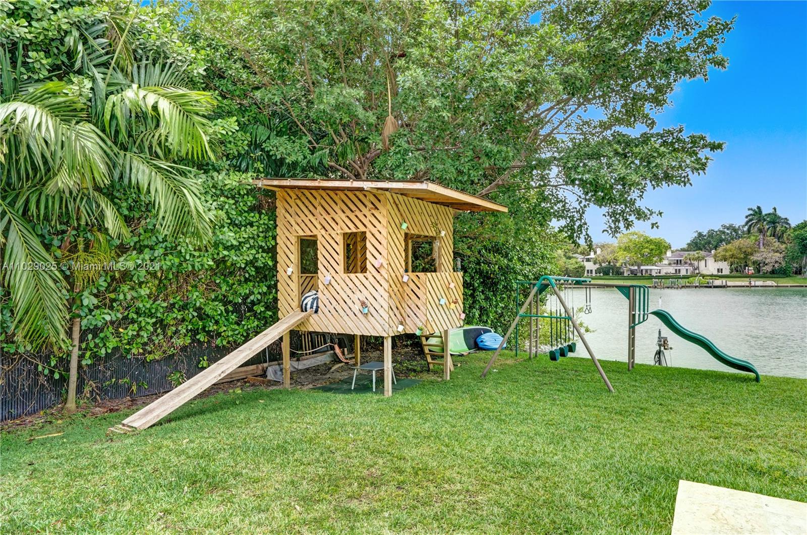 4425 Island Road Miami, FL 33137 - Photo 28 of 30 a view of a chair and table in the garden