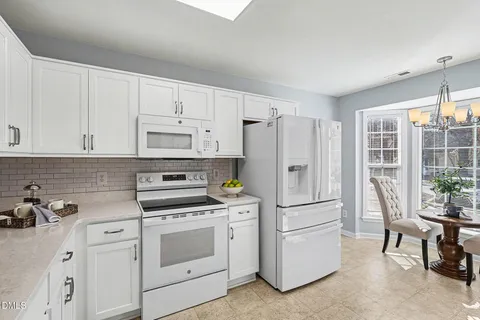 $350,000 | 104 Knightsborough Way, Apex, NC 27502