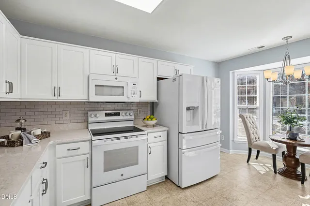 $350,000 | 104 Knightsborough Way, Apex, NC 27502