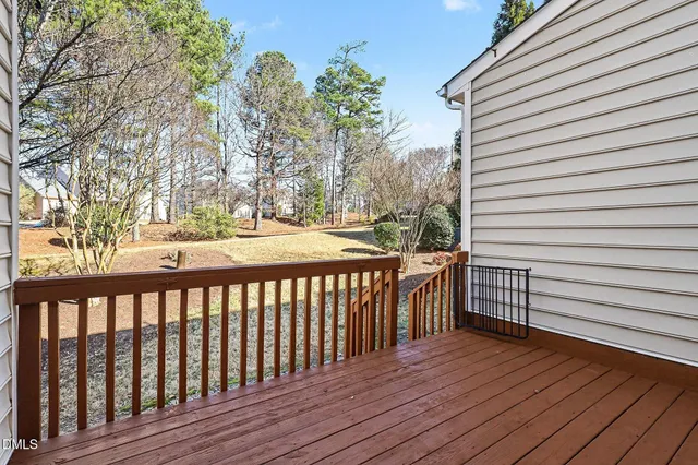$350,000 | 104 Knightsborough Way, Apex, NC 27502