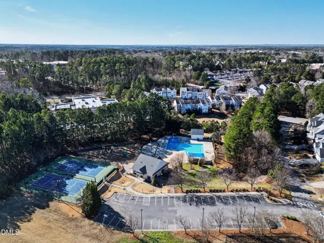 $350,000 | 104 Knightsborough Way, Apex, NC 27502