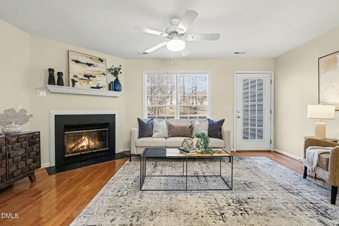 $350,000 | 104 Knightsborough Way, Apex, NC 27502