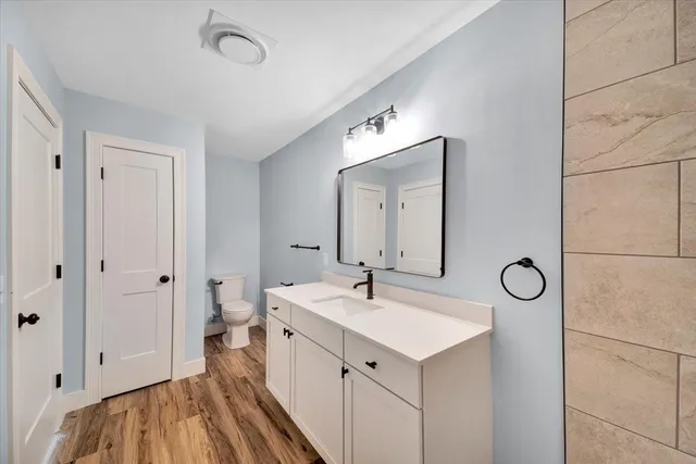 $549,900 | 925 Falls Road, Unit 2, Shelburne, VT 05482