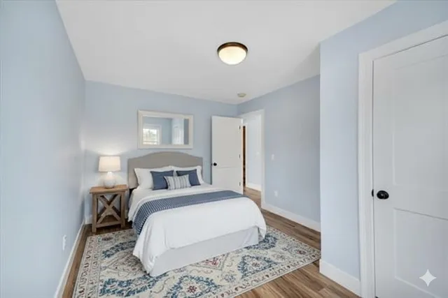 $549,900 | 925 Falls Road, Unit 2, Shelburne, VT 05482