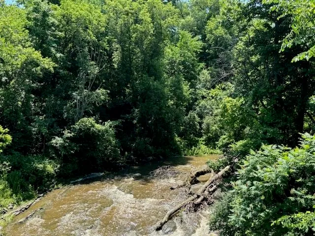 $549,900 | 925 Falls Road, Unit 2, Shelburne, VT 05482