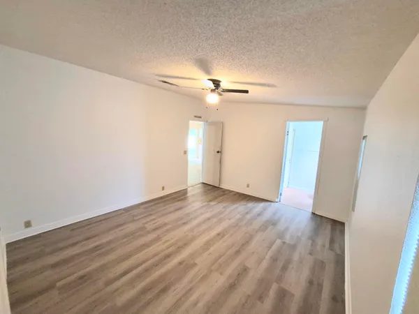 $205,500 | 301 Southeast 5th Avenue, Okeechobee, FL 34974