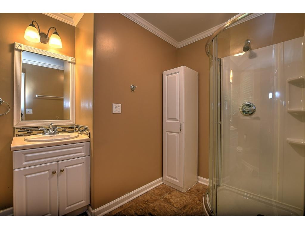 1041 Amersham Road Kingsport, TN 37660 - Photo 19 of 33 Photo 19