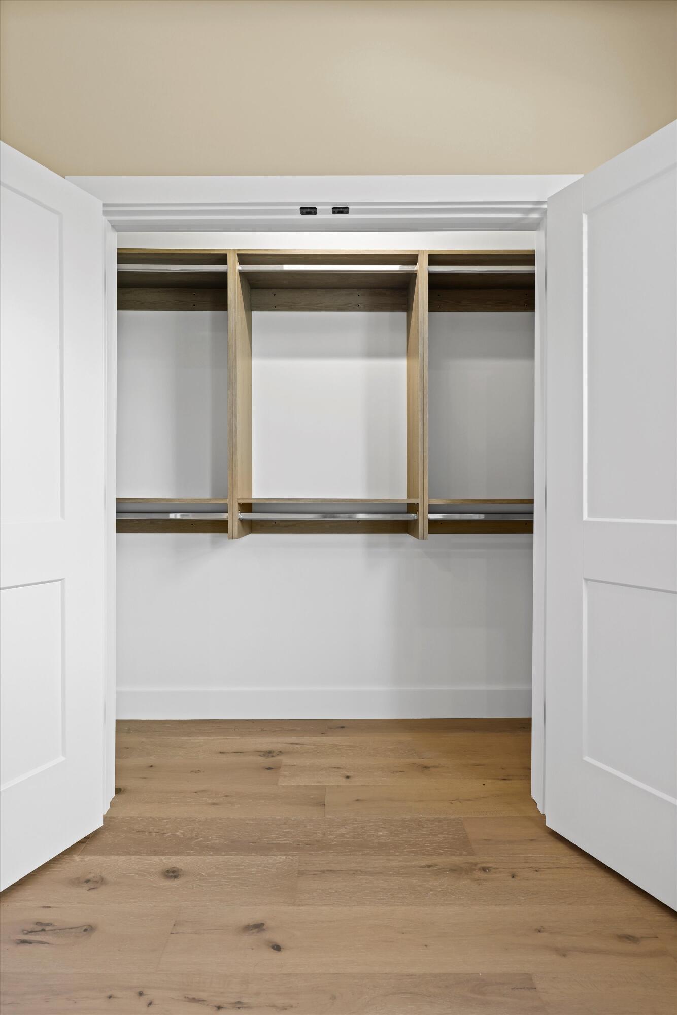 8214 Hixson Pike Hixson, TN 37343 - Photo 20 of 47 29-090A3072