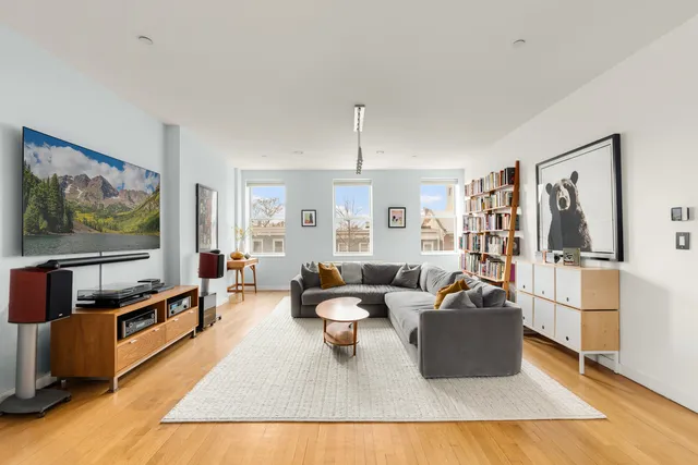 $1,995,000 | 25 Bergen Street, Unit 3B | Cobble Hill