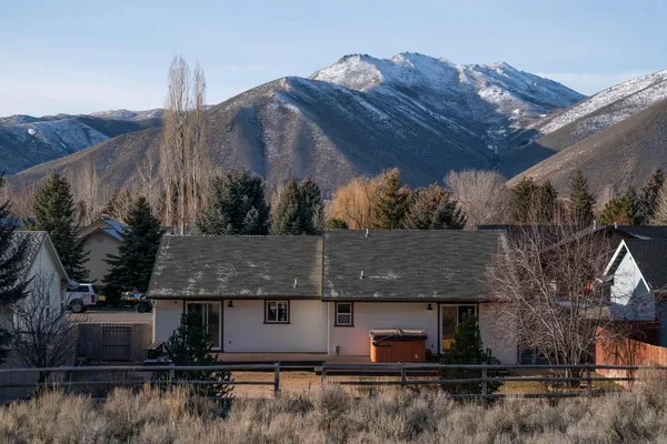 $720,000 | 3050 Berry Creek Drive, Hailey, ID 83333