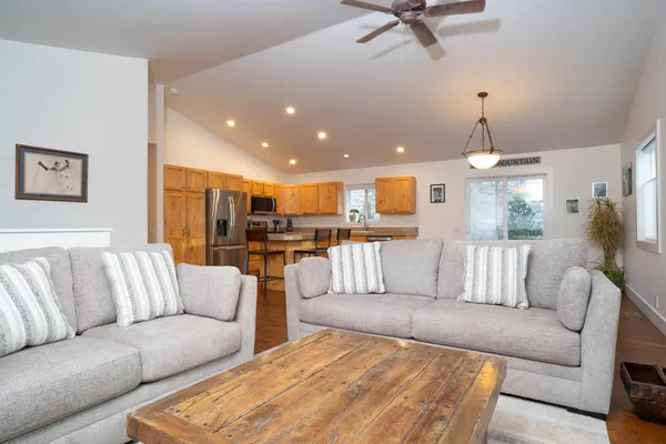 $720,000 | 3050 Berry Creek Drive, Hailey, ID 83333