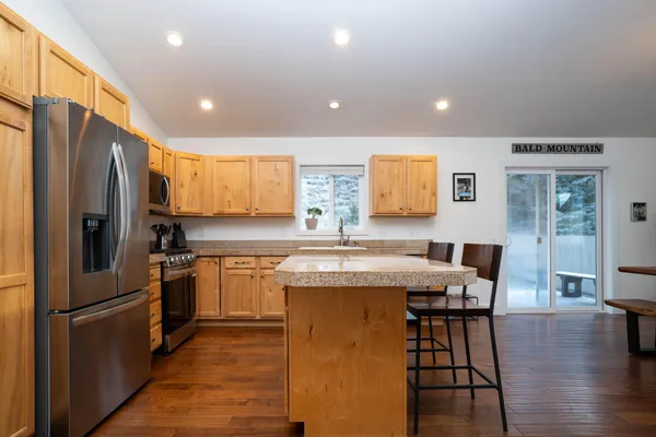 $720,000 | 3050 Berry Creek Drive, Hailey, ID 83333
