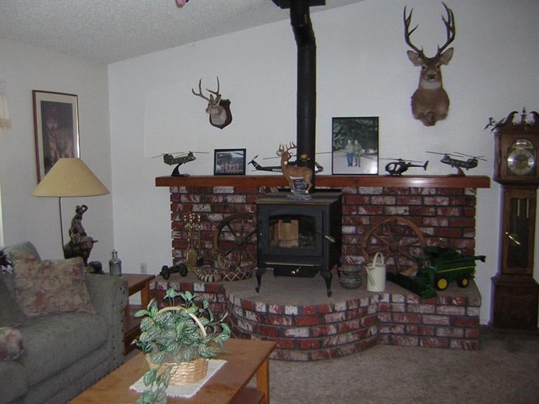 22651 Tree Court Tehachapi, CA 93561 - Photo 21 of 55 Gallery Image 21