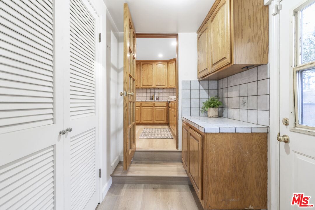 20650 Stagg Street Winnetka, CA 91306 - Photo 22 of 42