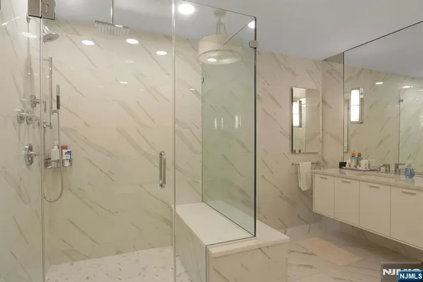 $2,295,000 | 51 Lexington Court, Unit 51, Englewood, NJ 07631