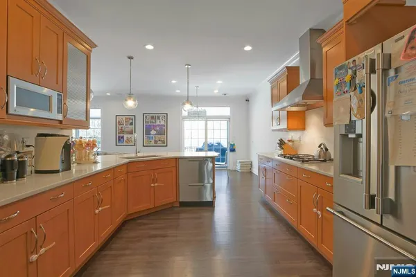 $2,295,000 | 51 Lexington Court, Unit 51, Englewood, NJ 07631